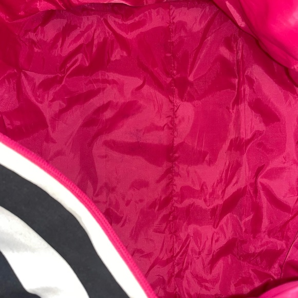 VICTORIAS SECRETS BLACK AND WHITE STRIPED BAG WITH PINK ACCENTS - Picture 5 of 5